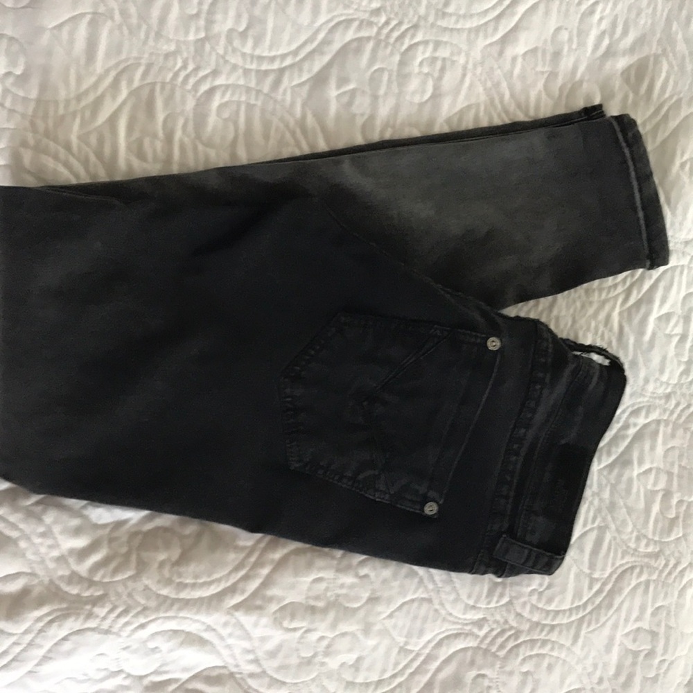 Skinny jeans